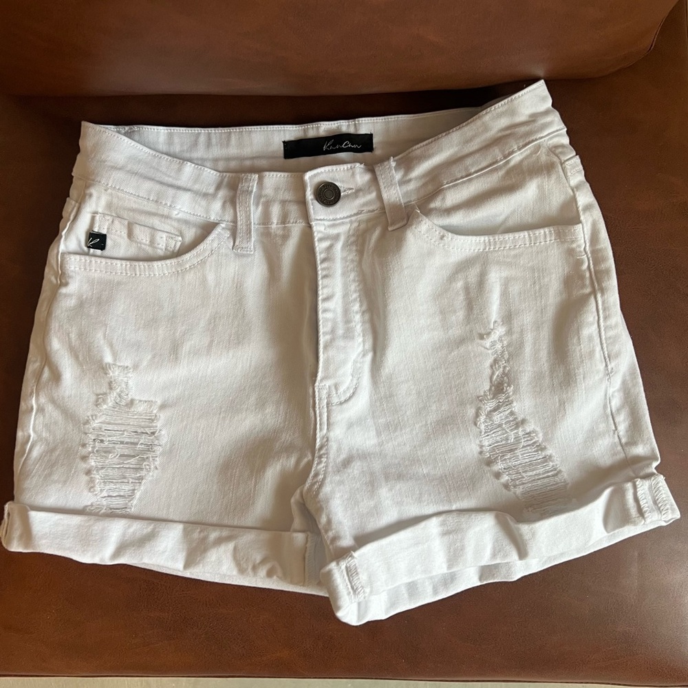KanCan White Distressed Jean Shorts NWOT